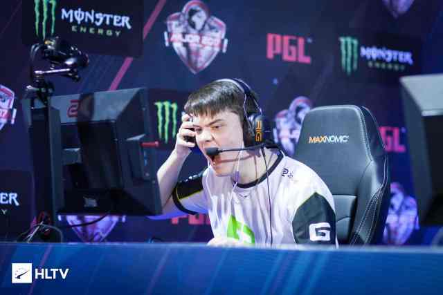 凯恩回应与巴萨传闻：我没和任何人接触，现在在拜仁很开心