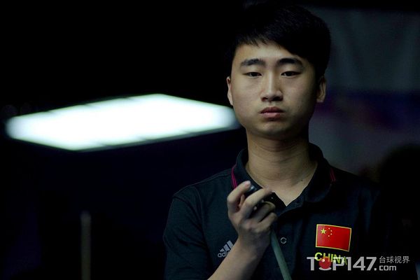 大连英博外援拉布亚德离队，本赛季表现起伏，遭质疑，终与俱乐部解约。