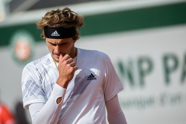 目睹15岁男孩山顶解说后，秘鲁甲转播商报销路费邀其出席联赛