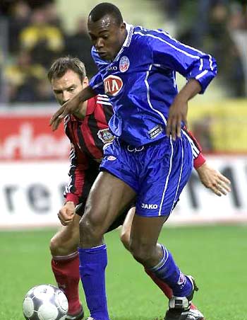 中国足协杯历年亚军榜单：山东泰山7次居首，申花3次