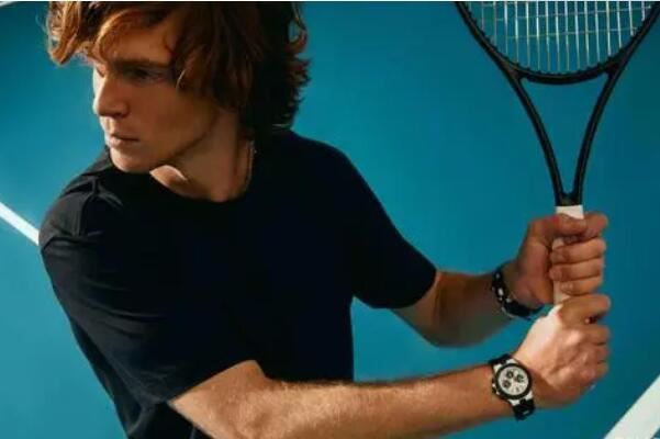 国足热身赛小胜乌兹别克斯坦